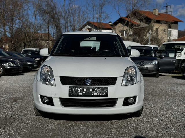 Suzuki Swift 1.3I - автомобили, коли, обяви за нови и употребявани 2