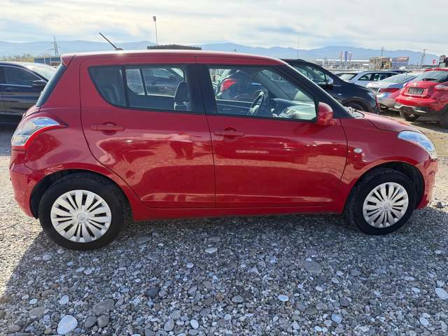 Suzuki Swift 1.2   4х4 ГАЗ.ИНЖЕКЦИОН - автомобили, коли, обяви за нови и употребявани 3