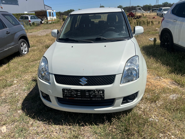 Suzuki Swift 1.3 4Х4 - автомобили, коли, обяви за нови и употребявани 1