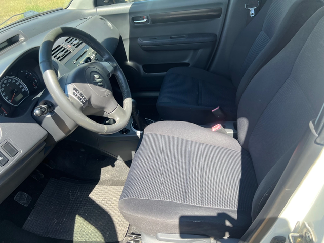Suzuki Swift 1.3 4Х4 - автомобили, коли, обяви за нови и употребявани 7