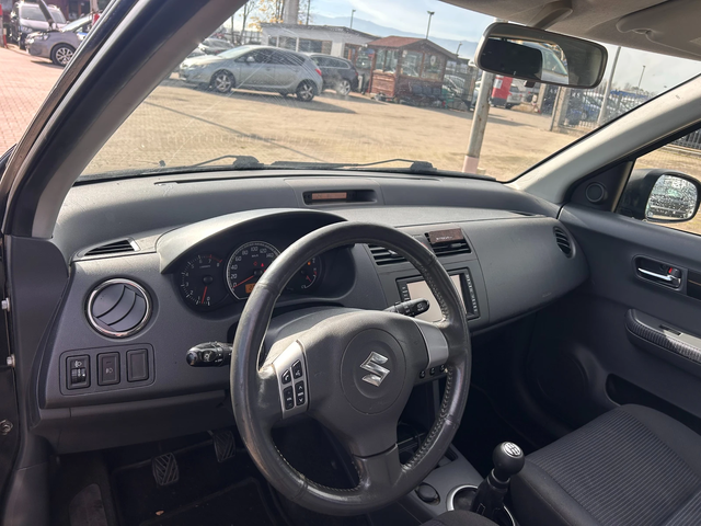 Suzuki Swift 1.3i NAVI EURO 4 - автомобили, коли, обяви за нови и употребявани 10