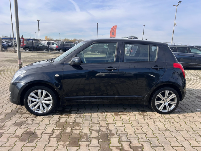 Suzuki Swift 1.3i NAVI EURO 4 - автомобили, коли, обяви за нови и употребявани 8