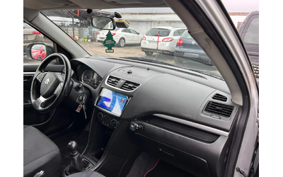 Suzuki Swift 1.2GAZ NAVI 4X4 - автомобили, коли, обяви за нови и употребявани 9