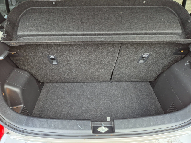 Suzuki Swift 1.3DDIS - автомобили, коли, обяви за нови и употребявани 15