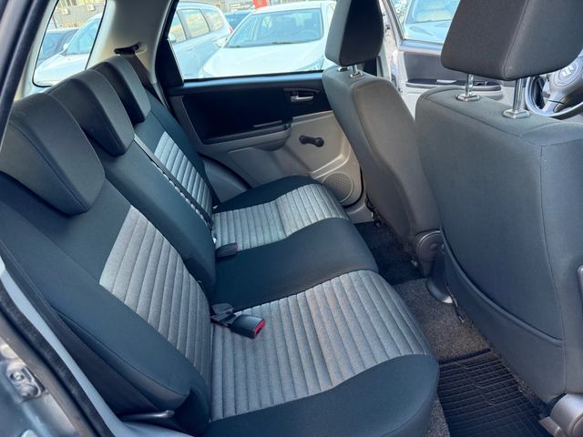 Suzuki SX4 1.6i 4x4 - автомобили, коли, обяви за нови и употребявани 15