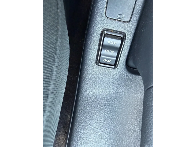 Suzuki SX4 1.6i 4x4 ITALIA - автомобили, коли, обяви за нови и употребявани 12