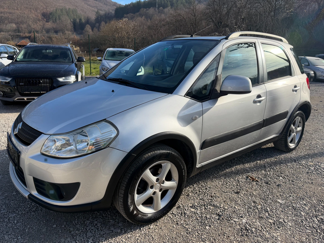 Suzuki SX4 1.6i 4x4 ITALIA - автомобили, коли, обяви за нови и употребявани 6