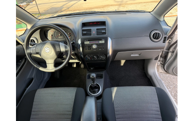 Suzuki SX4 1.6i 4x4 ITALIA - автомобили, коли, обяви за нови и употребявани 7