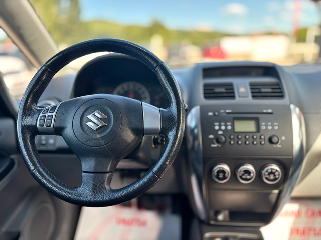 Suzuki SX4 - автомобили, коли, обяви за нови и употребявани 6