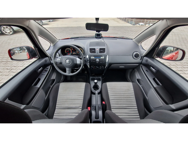 Suzuki SX4 4Х4 ЛИЗИНГ - автомобили, коли, обяви за нови и употребявани 12