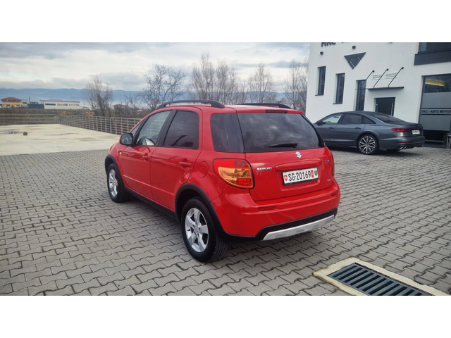 Suzuki SX4 4Х4 ЛИЗИНГ - автомобили, коли, обяви за нови и употребявани 2
