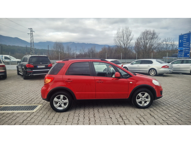 Suzuki SX4 4Х4 ЛИЗИНГ - автомобили, коли, обяви за нови и употребявани 5