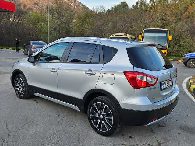 Suzuki SX4 S-Cross 1.6d KLIMATRONIK/6skorosti - автомобили, коли, обяви за нови и употребявани 3