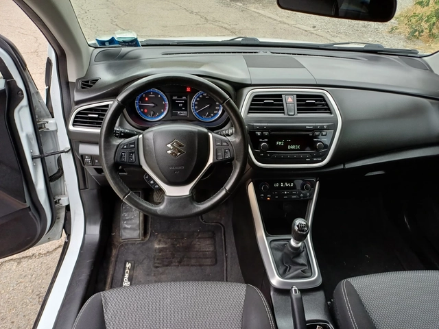 Suzuki SX4 S-Cross 1.6 D - автомобили, коли, обяви за нови и употребявани 14