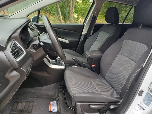 Suzuki SX4 S-Cross 1.6 D - автомобили, коли, обяви за нови и употребявани 8