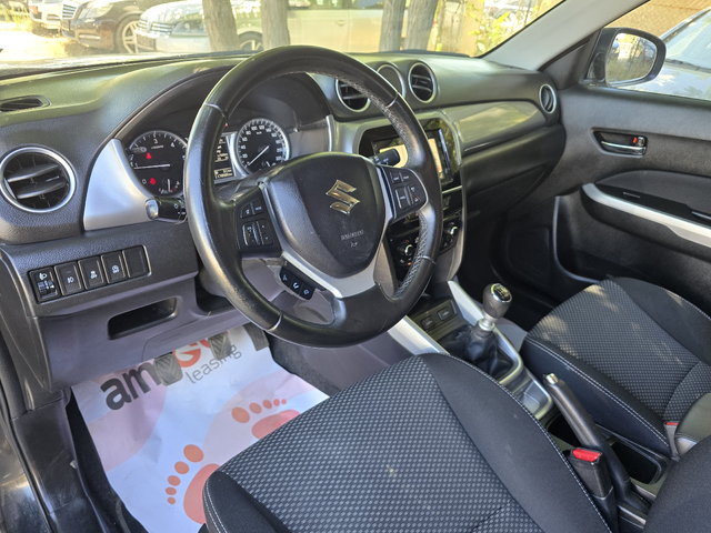 Suzuki Vitara 1.6 DDiS (120 кс) - автомобили, коли, обяви за нови и употребявани 9