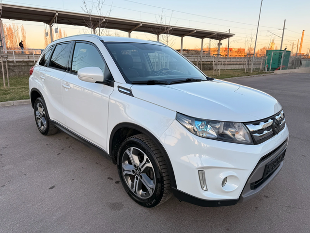 Suzuki Vitara 1.6DDIS* NAVI* КАМЕРА* DISTRONIC* FULL* - автомобили, коли, обяви за нови и употребявани 2