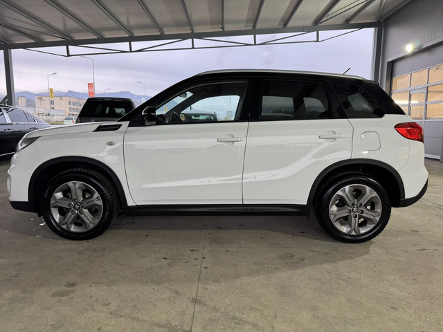 Suzuki Vitara 1.6* GAZ* НАВИ* КАМЕРА* - автомобили, коли, обяви за нови и употребявани 1
