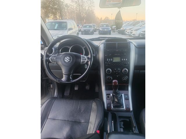 Suzuki Vitara 1.9, 130к.с. 4х4 - автомобили, коли, обяви за нови и употребявани 9