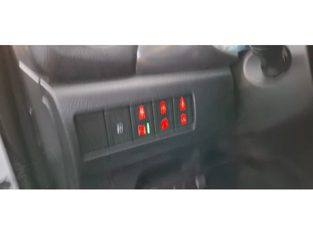 Suzuki Vitara 1.4 Turbo Piz Sulay 4x4  всички екстри за модела - автомобили, коли, обяви за нови и употребявани 15