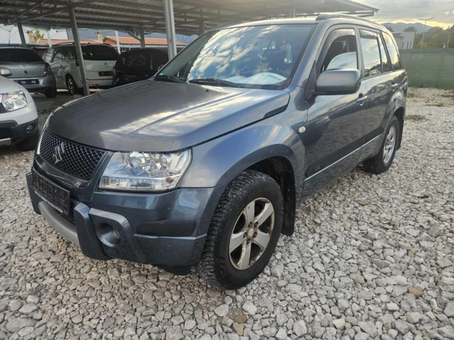 Suzuki Vitara 4x4 - автомобили, коли, обяви за нови и употребявани 0