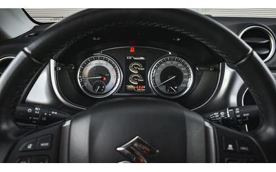 Suzuki Vitara 1.4 BoosterJet Comfort - автомобили, коли, обяви за нови и употребявани 14