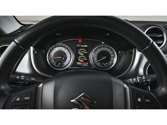 Suzuki Vitara 1.4 BoosterJet Comfort - автомобили, коли, обяви за нови и употребявани 14