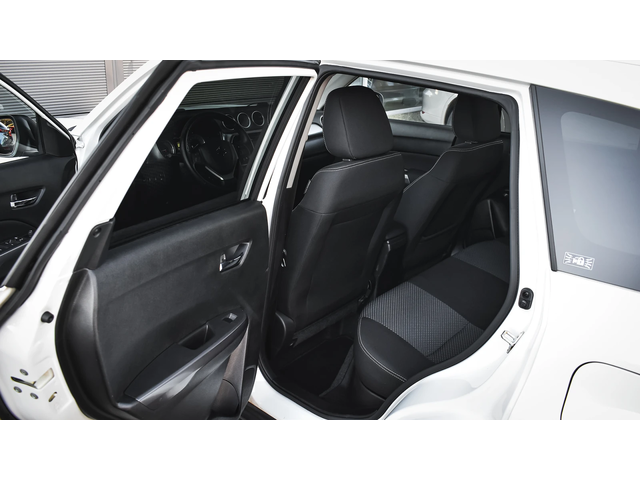 Suzuki Vitara 1.4 BoosterJet Comfort - автомобили, коли, обяви за нови и употребявани 8