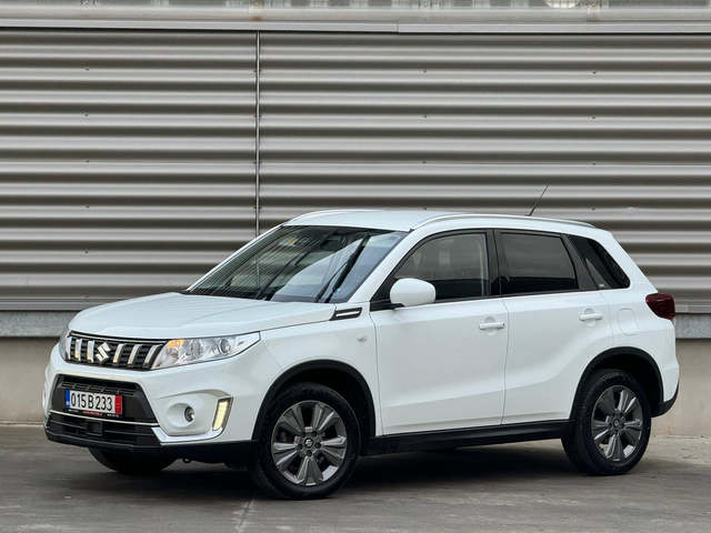 Suzuki Vitara 4x4 DISTRONIC* CAMERA* СОБСТВЕН ЛИЗИНГ* БАРТЕР - автомобили, коли, обяви за нови и употребявани 0