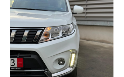 suzuki-vitara-4x4-distronic-camera-sobstven-lizing-barter - 2