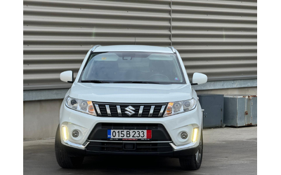 suzuki-vitara-4x4-distronic-camera-sobstven-lizing-barter - 4