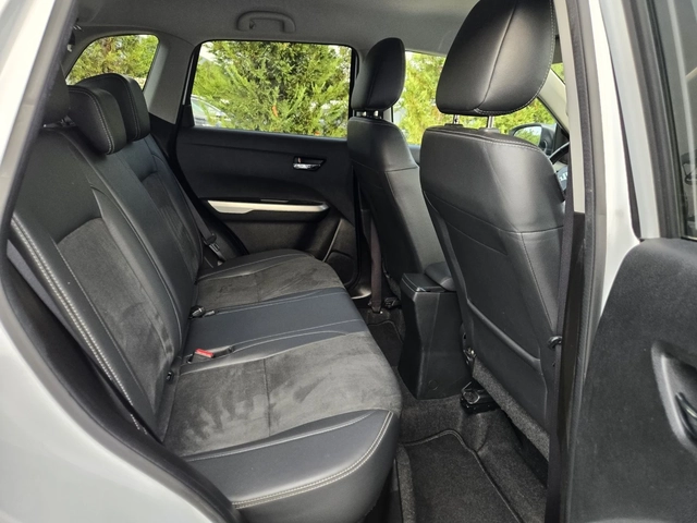 Suzuki Vitara 1.6DDIS-120кс= ALL GRIP= АВТОМАТ= DISTRONIC= CAMER - автомобили, коли, обяви за нови и употребявани 2