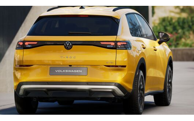 VW T-Roc T-Roc Life 1.5 eTSI OPF DSG - автомобили, коли, обяви за нови и употребявани 7