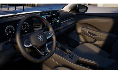 VW T-Roc T-Roc Life 1.5 eTSI OPF DSG - автомобили, коли, обяви за нови и употребявани 9