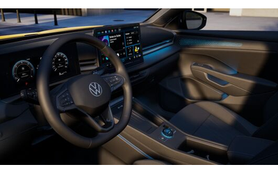 VW T-Roc T-Roc Style 1.5 eTSI OPF DSG - автомобили, коли, обяви за нови и употребявани 9