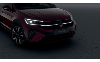 VW Taigo Taigo R-Line PLUS 1.5 TSI OPF DSG - автомобили, коли, обяви за нови и употребявани 6