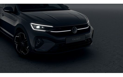 VW Taigo Taigo R-Line PLUS 1.5 TSI OPF DSG - автомобили, коли, обяви за нови и употребявани 6