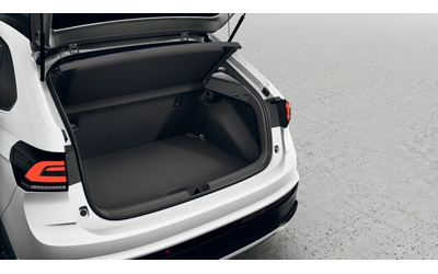 VW Taigo Taigo R-Line PLUS 1.5 TSI OPF DSG - автомобили, коли, обяви за нови и употребявани 10