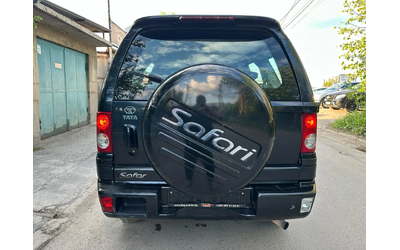 tata-safari - 5