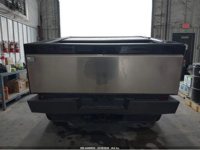 Tesla Cybertruck - автомобили, коли, обяви за нови и употребявани 4