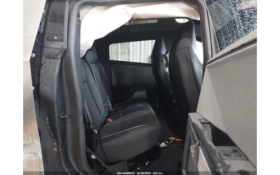 Tesla Cybertruck - автомобили, коли, обяви за нови и употребявани 7