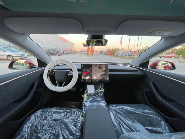 Tesla Model 3 New model 2024 LongRange - автомобили, коли, обяви за нови и употребявани 9