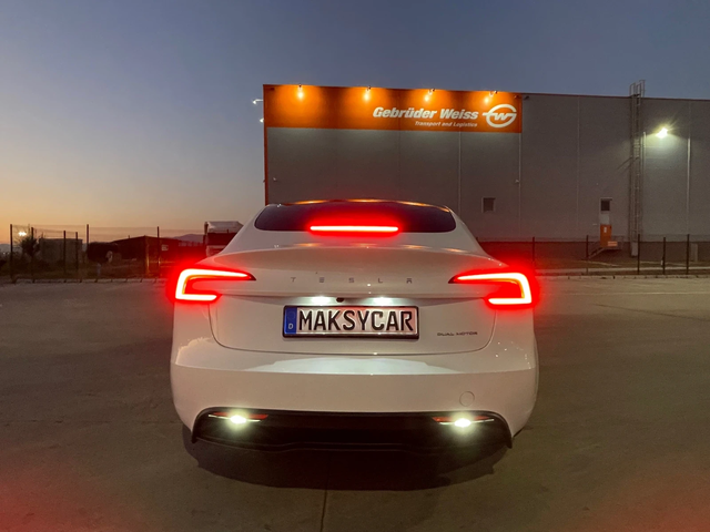 Tesla Model 3 New model 2024 LongRange - автомобили, коли, обяви за нови и употребявани 5