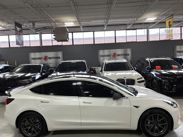 Tesla Model 3 Standard Range Plus| RWD| NAV| AUTOPILOT| WOOD| LE - автомобили, коли, обяви за нови и употребявани 2