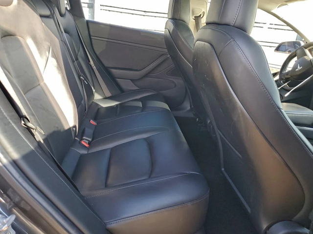 Tesla Model 3 - автомобили, коли, обяви за нови и употребявани 8