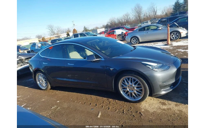 Tesla Model 3 LONG RANGE DUAL MOTOR ALL-WHEEL DRIVE - автомобили, коли, обяви за нови и употребявани 10