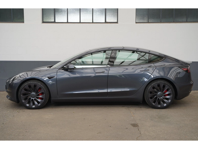 Tesla Model 3 Performance - автомобили, коли, обяви за нови и употребявани 2