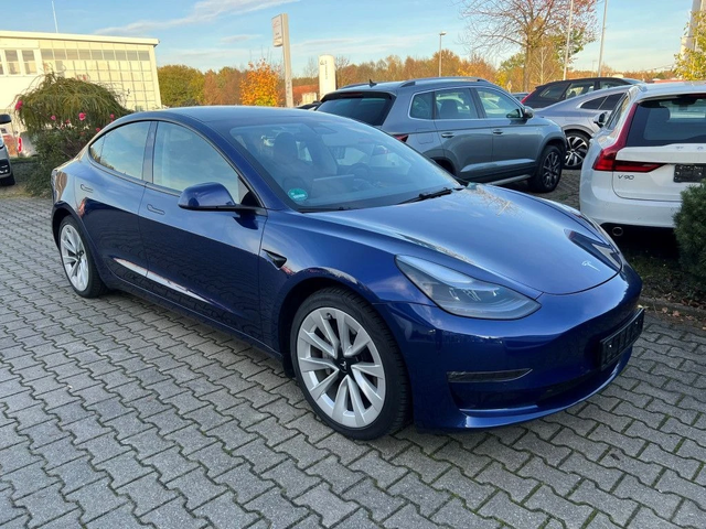 Tesla Model 3 - автомобили, коли, обяви за нови и употребявани 1