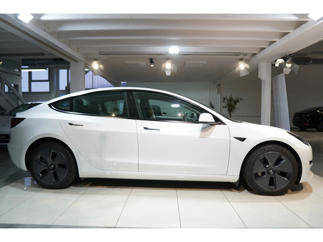 Tesla Model 3 Standard Range - автомобили, коли, обяви за нови и употребявани 0