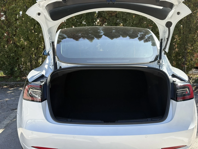 Tesla Model 3 Long Range AWD - автомобили, коли, обяви за нови и употребявани 6